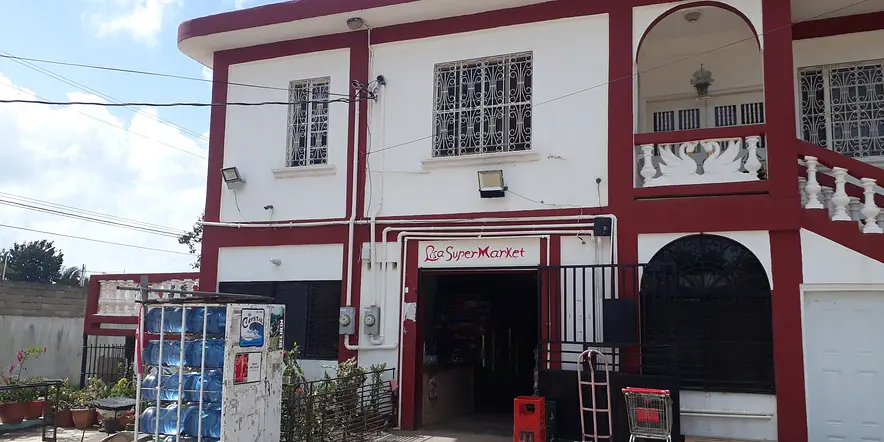 Lisa’s Supermarket - South Belize